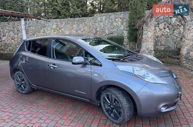 Хетчбек Nissan Leaf 2016 в Рівному