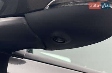 Хэтчбек Nissan Leaf 2018 в 