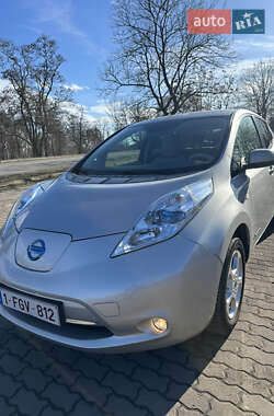 Хетчбек Nissan Leaf 2013 в Бурштині