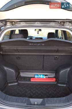 Хэтчбек Nissan Leaf 2014 в 