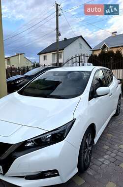 Хетчбек Nissan Leaf 2020 в Миколаєві