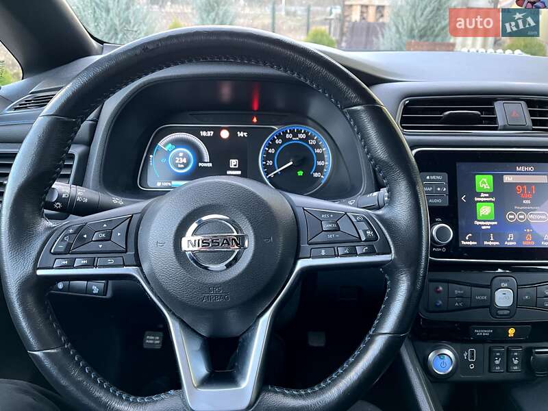 Хэтчбек Nissan Leaf 2020 в Николаеве
