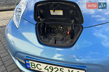 Хетчбек Nissan Leaf 2013 в 