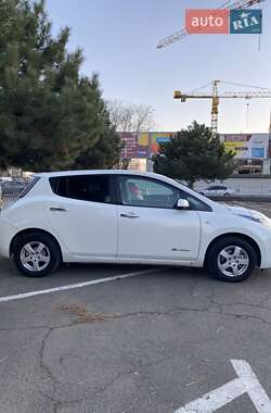 Хэтчбек Nissan Leaf 2014 в Одессе