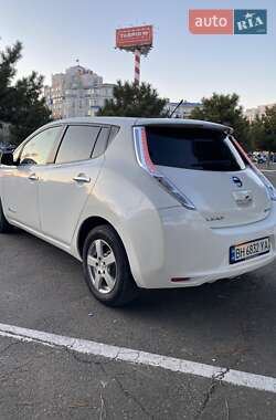 Хэтчбек Nissan Leaf 2014 в Одессе