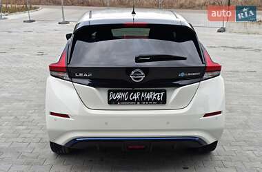 Хетчбек Nissan Leaf 2020 в 