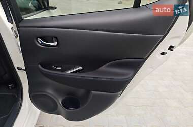 Хетчбек Nissan Leaf 2020 в 