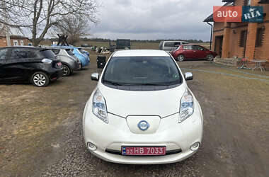 Хэтчбек Nissan Leaf 2013 в Луцке