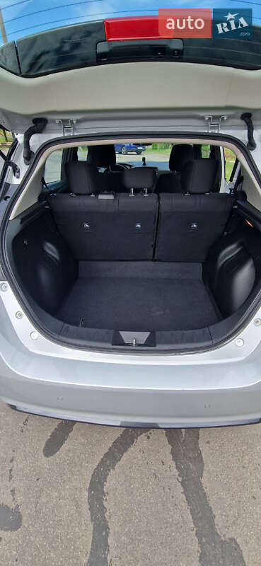 Хэтчбек Nissan Leaf 2021 в Днепре