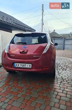 Хетчбек Nissan Leaf 2015 в Харкові