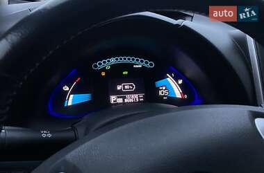 Хэтчбек Nissan Leaf 2014 в Львове