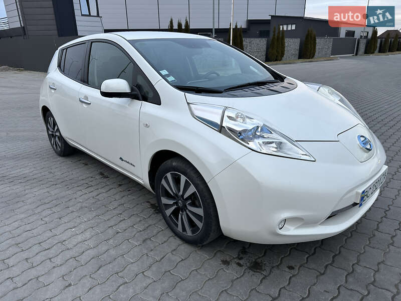 Хетчбек Nissan Leaf 2016 в Львові