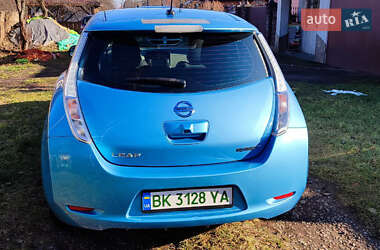 Хетчбек Nissan Leaf 2012 в Рівному