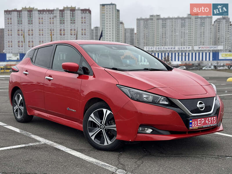 Хетчбек Nissan Leaf 2019 в Києві