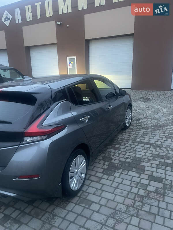 Хэтчбек Nissan Leaf 2022 в Здолбунове