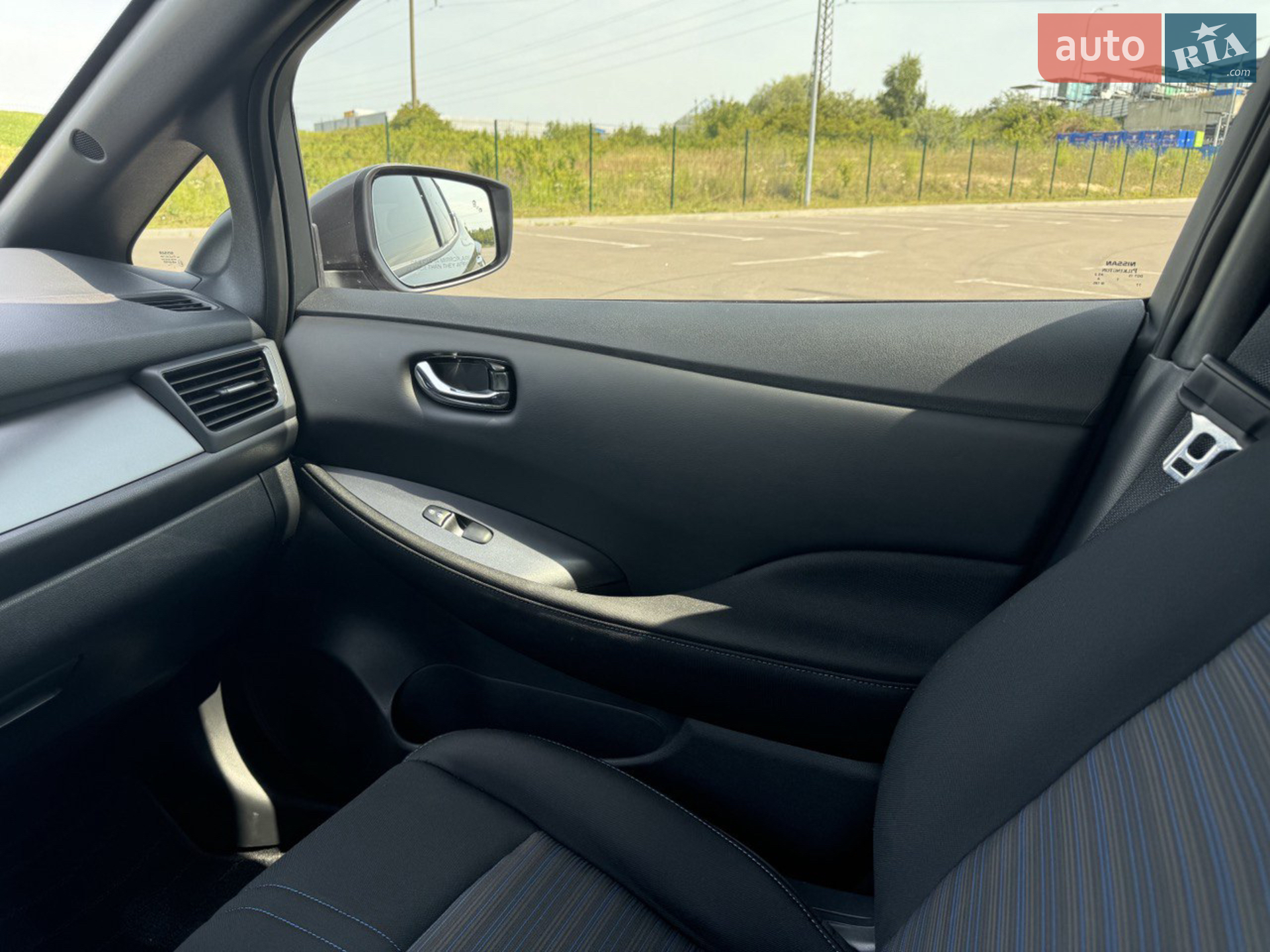 2022 Nissan Leaf - мініатюра 10