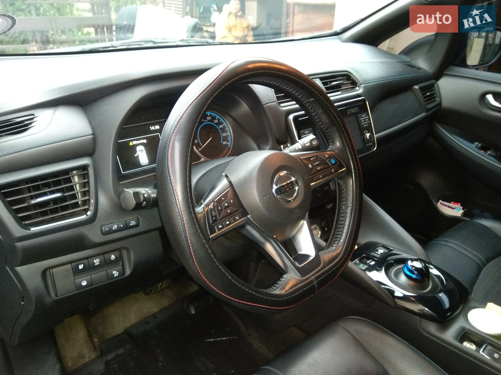 Nissan Leaf 2018 VIN SJNFAAZE1U0040192 фото оголошення 4 з 5