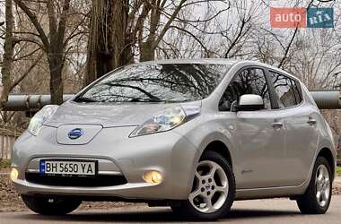 Хэтчбек Nissan Leaf 2011 в Одессе