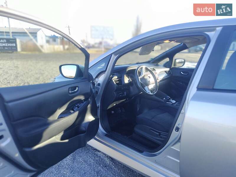 Хэтчбек Nissan Leaf 2019 в Ковеле