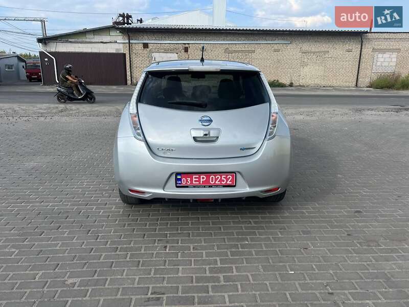 Хэтчбек Nissan Leaf 2012 в Казатине фото 5 Хэтчбек Nissan Leaf 2012 в Казатине