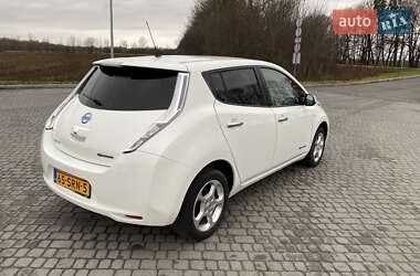 Хэтчбек Nissan Leaf 2016 в Стрые