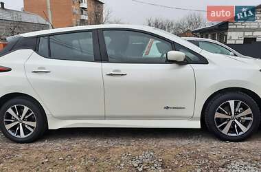 Хетчбек Nissan Leaf 2019 в Немирові