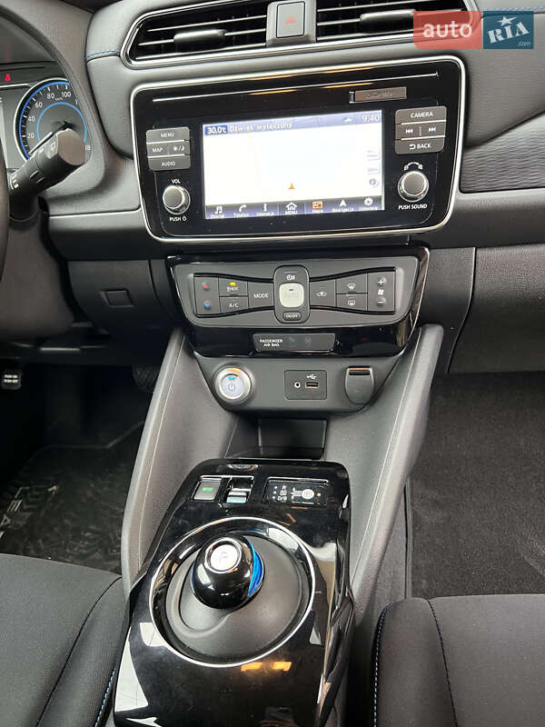 Хетчбек Nissan Leaf 2018 в Мостиській