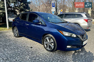 Хэтчбек Nissan Leaf 2020 в Днепре
