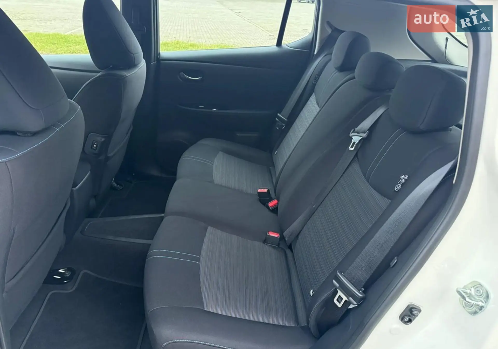 2019 Nissan Leaf - мініатюра 12
