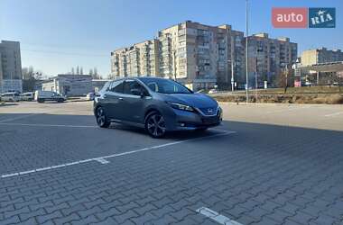Хэтчбек Nissan Leaf 2020 в 