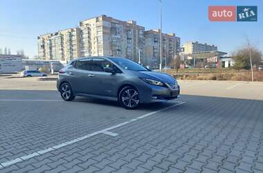 Хэтчбек Nissan Leaf 2020 в Хмельницком