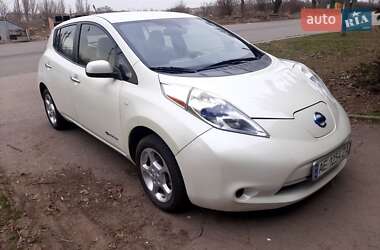 Хэтчбек Nissan Leaf 2011 в Кривом Роге