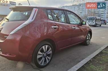 Хетчбек Nissan Leaf 2013 в Запоріжжі