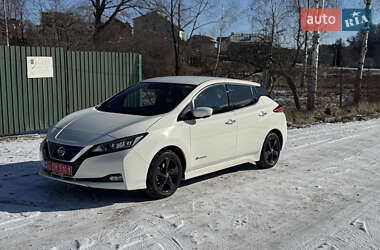 Хетчбек Nissan Leaf 2018 в Львові