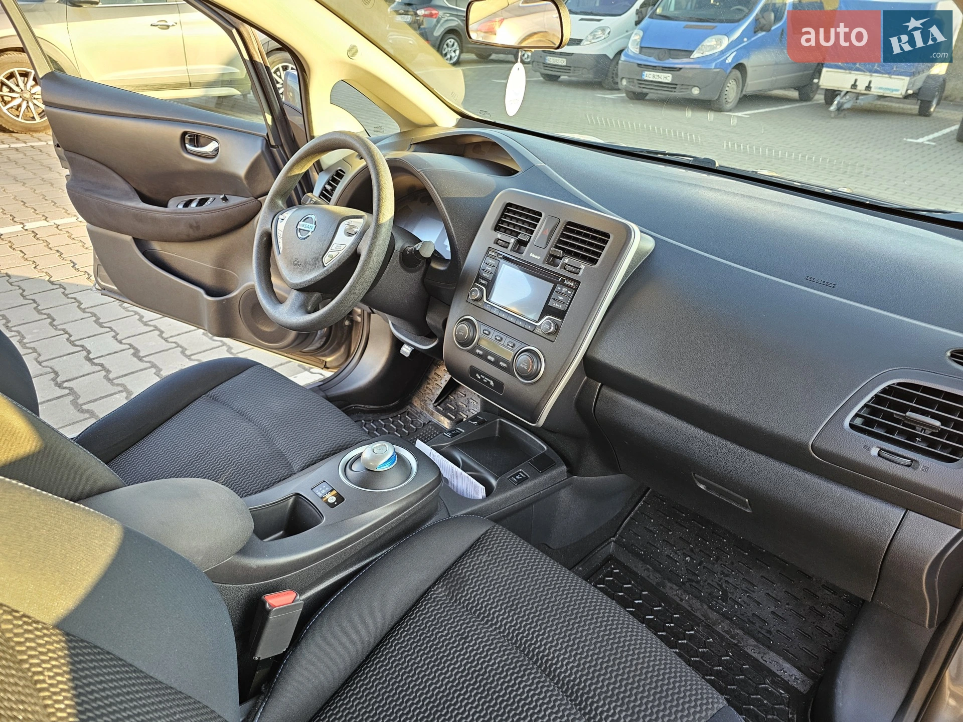 2016 Nissan Leaf - мініатюра 9