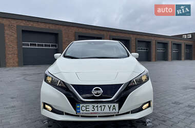 Хетчбек Nissan Leaf 2021 в Чернівцях