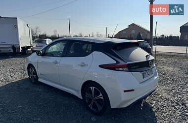 Хэтчбек Nissan Leaf 2018 в Николаеве