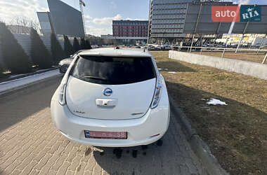 Хетчбек Nissan Leaf 2015 в Львові