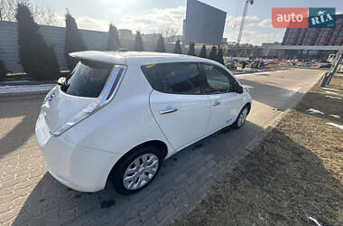 Хетчбек Nissan Leaf 2015 в Львові