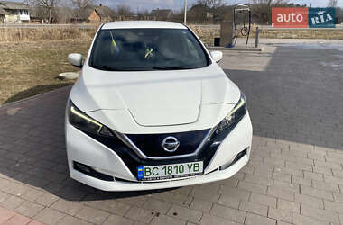 Хетчбек Nissan Leaf 2019 в Новому Розділі