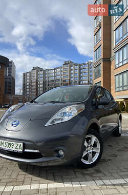 Хетчбек Nissan Leaf 2013 в Житомирі