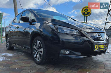 Хэтчбек Nissan Leaf 2020 в 