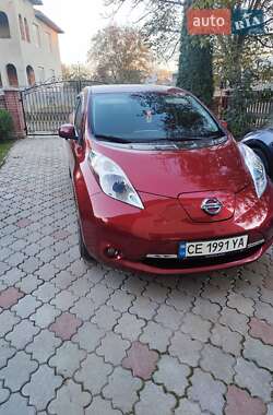 Хэтчбек Nissan Leaf 2014 в Черновцах