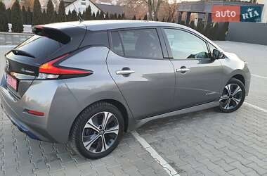 Хэтчбек Nissan Leaf 2019 в Черновцах