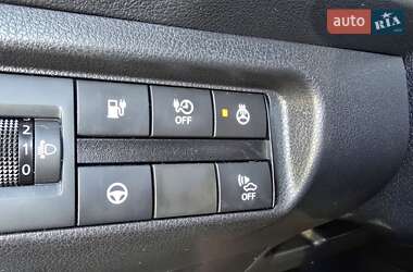 Хетчбек Nissan Leaf 2018 в  фото 14 Хетчбек Nissan Leaf 2018 в