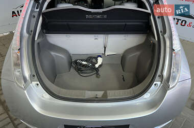 Хэтчбек Nissan Leaf 2015 в 