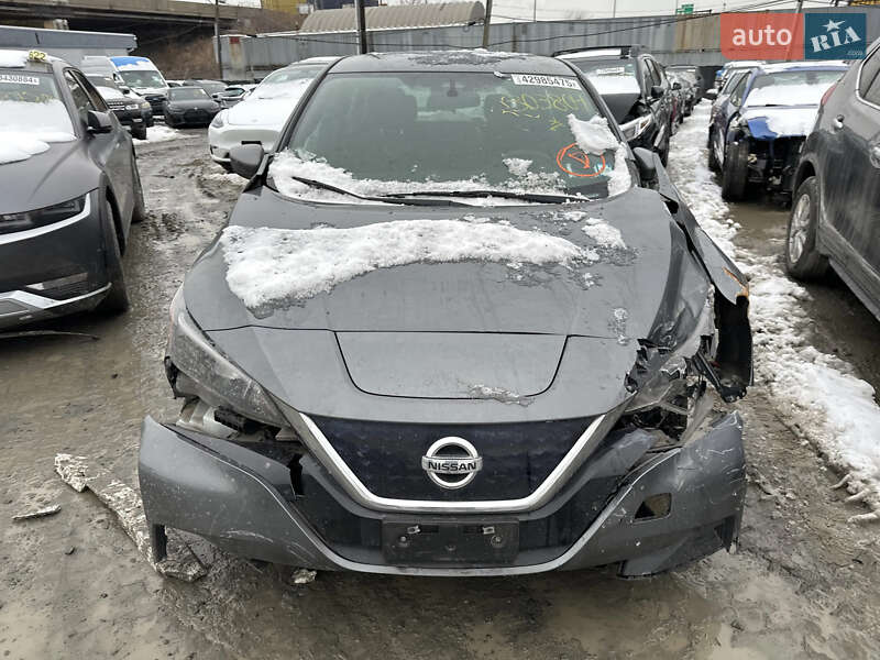 Хэтчбек Nissan Leaf 2018 в Черкассах