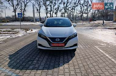 Хэтчбек Nissan Leaf 2021 в Киеве