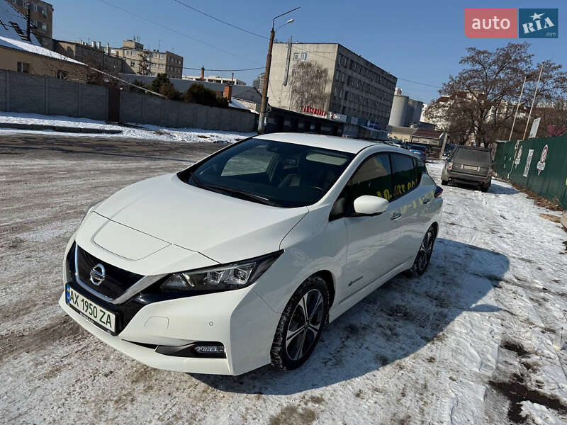 Хэтчбек Nissan Leaf 2019 в Харькове