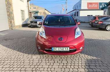 Хэтчбек Nissan Leaf 2014 в 